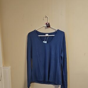Wiholl Blue Circle Neck Long Sleeve T Shirt NWT.